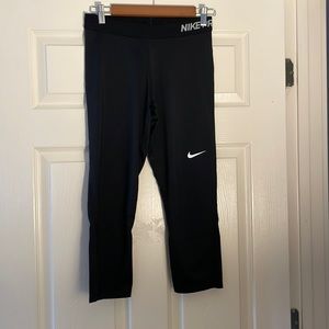 Nike Pro Cropped Leggings